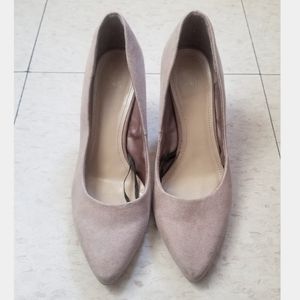 💎H&M Suede Point-toe Heels